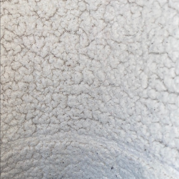 Aerie Cloud Sherpa Pullover - Picture 8 of 10